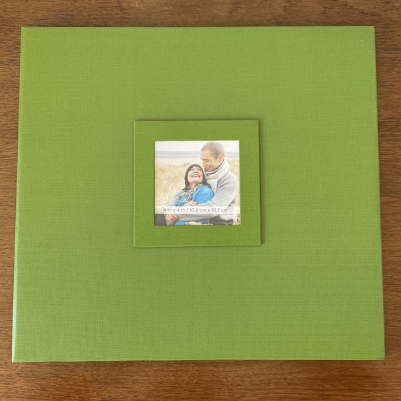 Extra Large Photo Album and Hibiscus Hawaii Gift Bag. - Picture 2 of 13